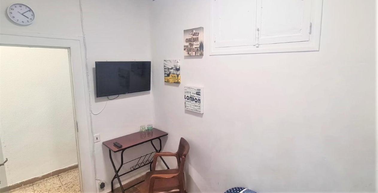 Habitacion En Centro De Ciudad Con Bano Compartido Pamplona Eksteriør billede